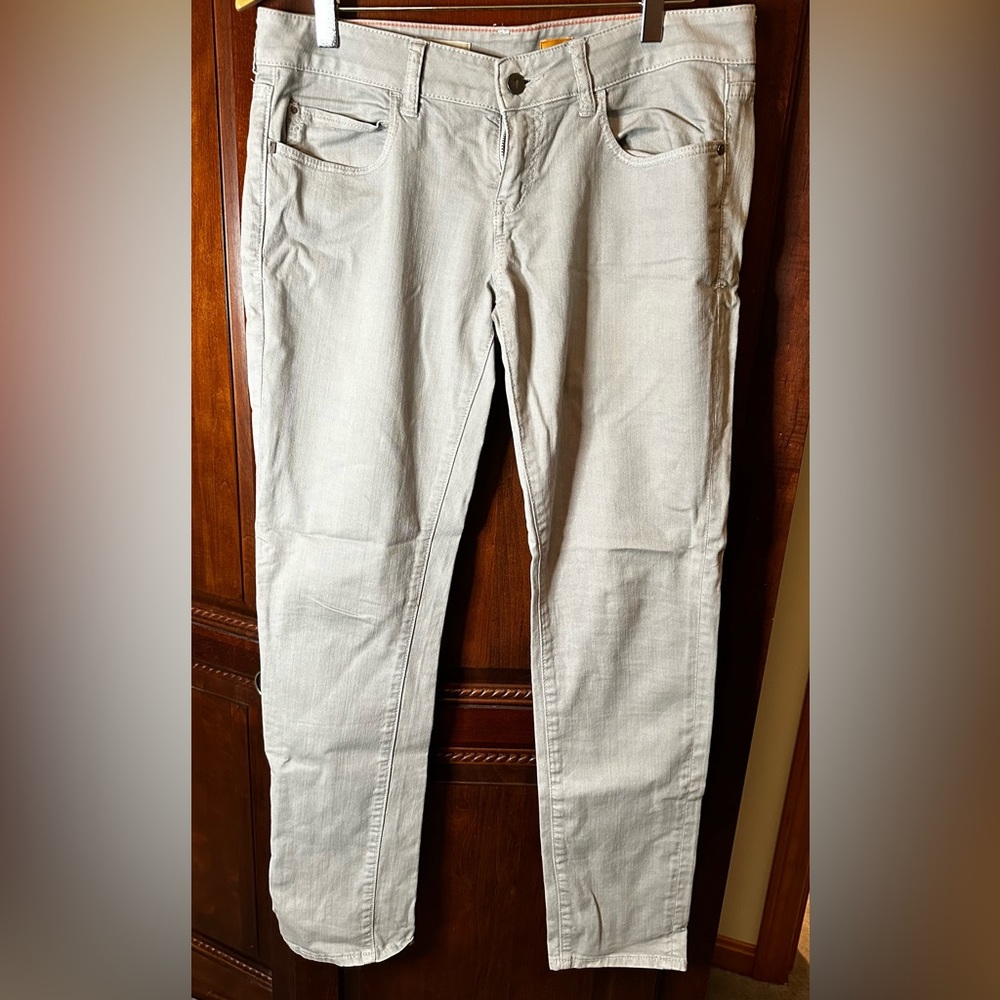 Pilcro and the letterpress size 29 gray jeans
